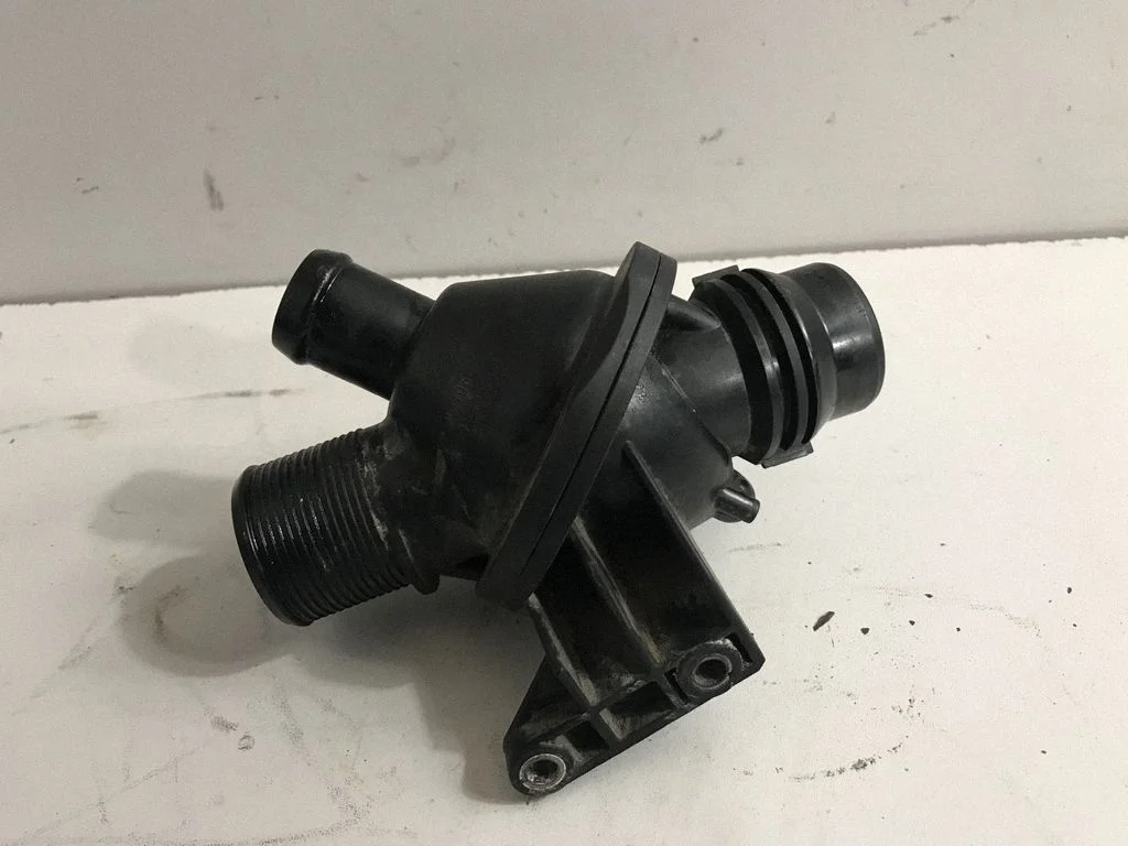 Termostats – BMW 3. sērija F30 F35 F31 (2012-2018)