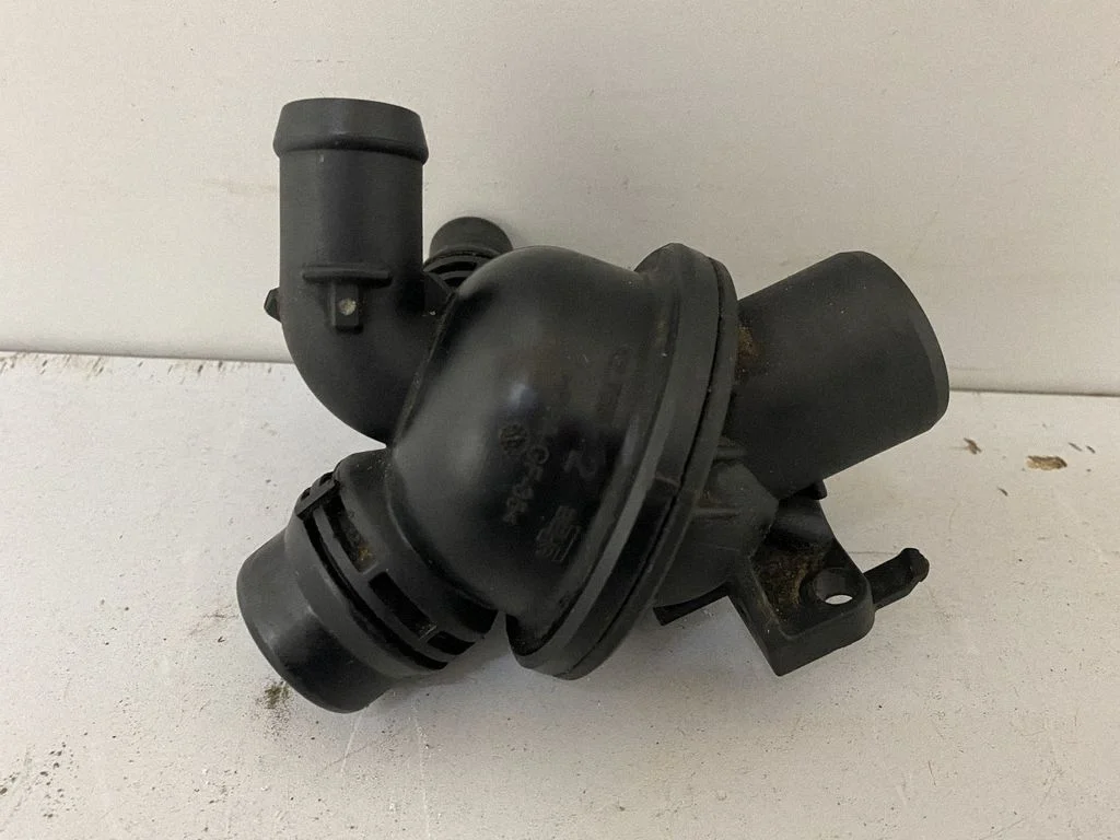 Termostats – BMW 3. sērija F30 F35 F31 (2012-2018)