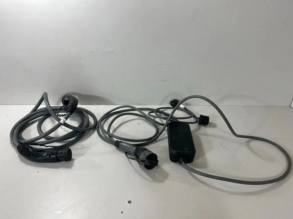 Electric car charging cable – BMW iX1 (2022-)