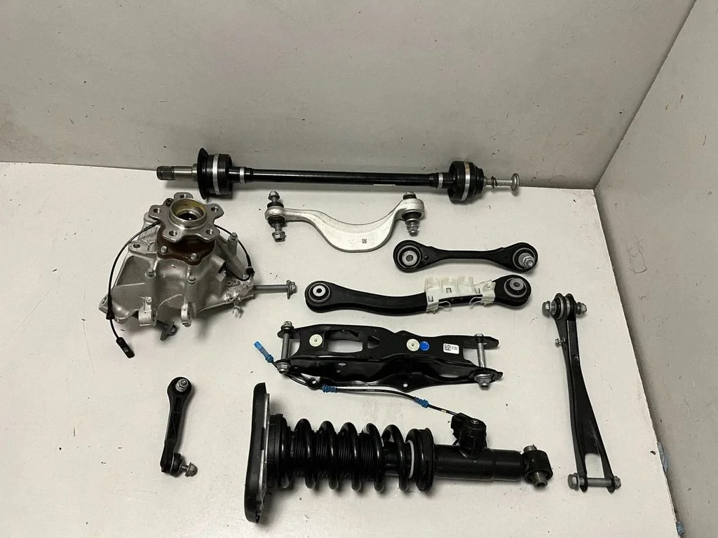 Komplet zawieszenia tylnego – BMW X6 G06 (2019-)