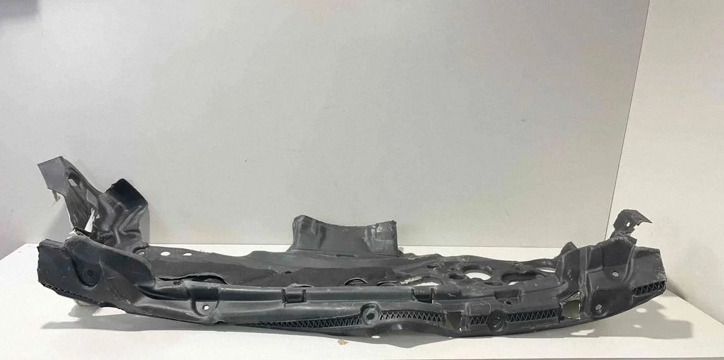 Sound insulation of firewall – BMW X5M G05 F95 (2019-)