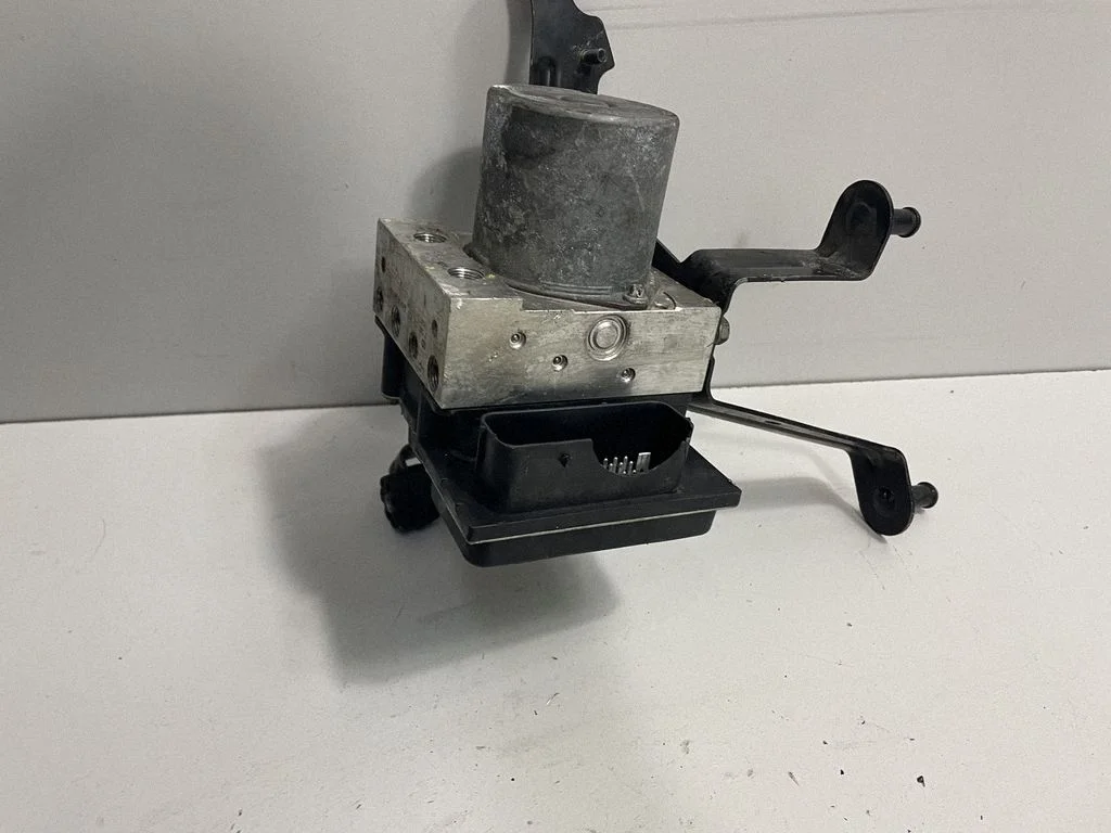 ABS block – BMW 5 Series E60 E61 (2004-2010)