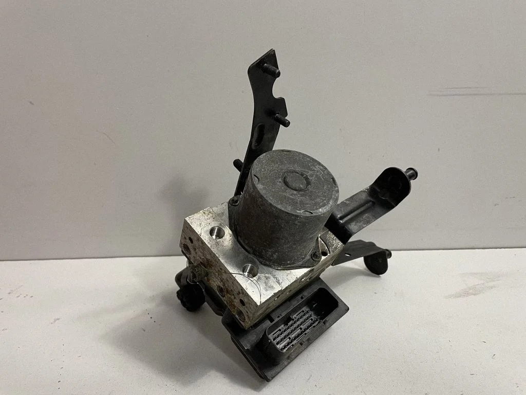 ABS block – BMW 5 Series E60 E61 (2004-2010)