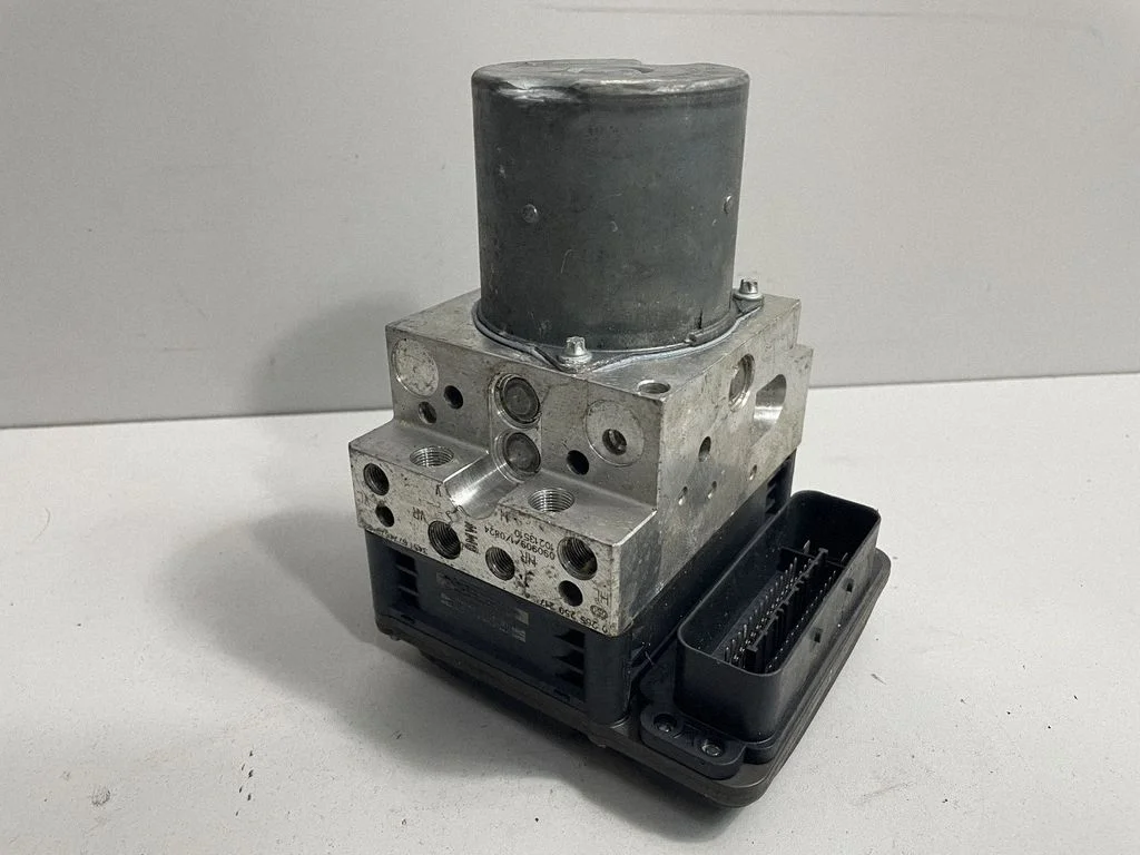 Pompa ABS – BMW Seria 5 E60 E61 (2004-2010)