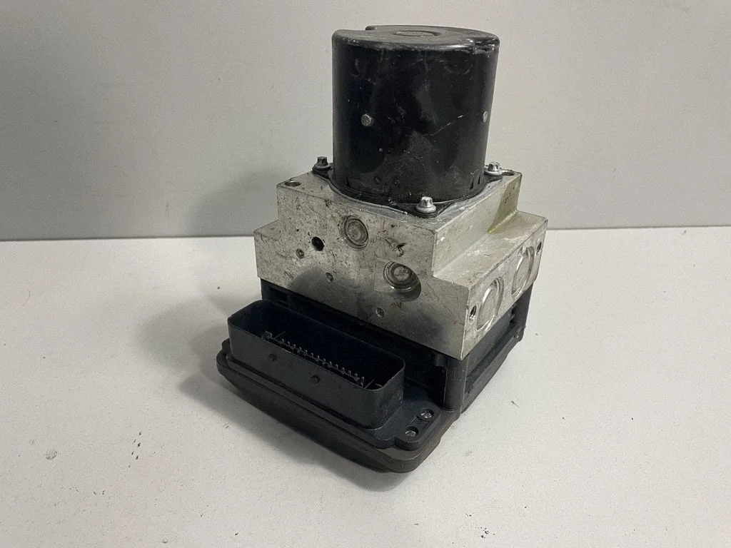 ABS block – BMW 5 Series E60 E61 (2004-2010)