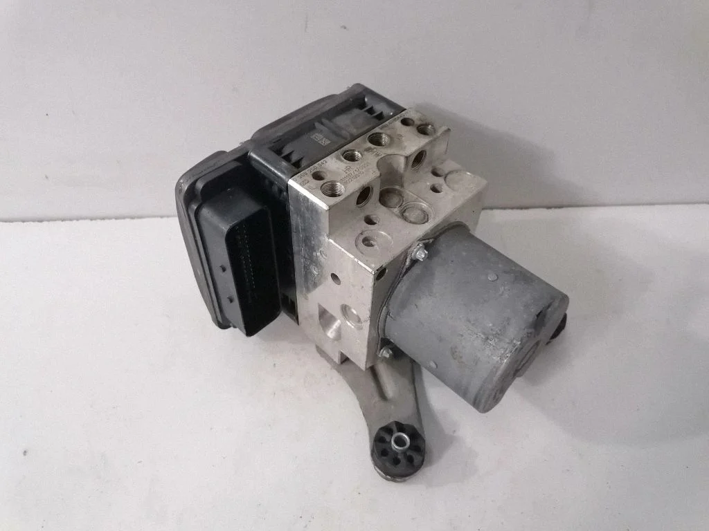 Pompa ABS – BMW Seria 5 F10 F11 (2009-2016)