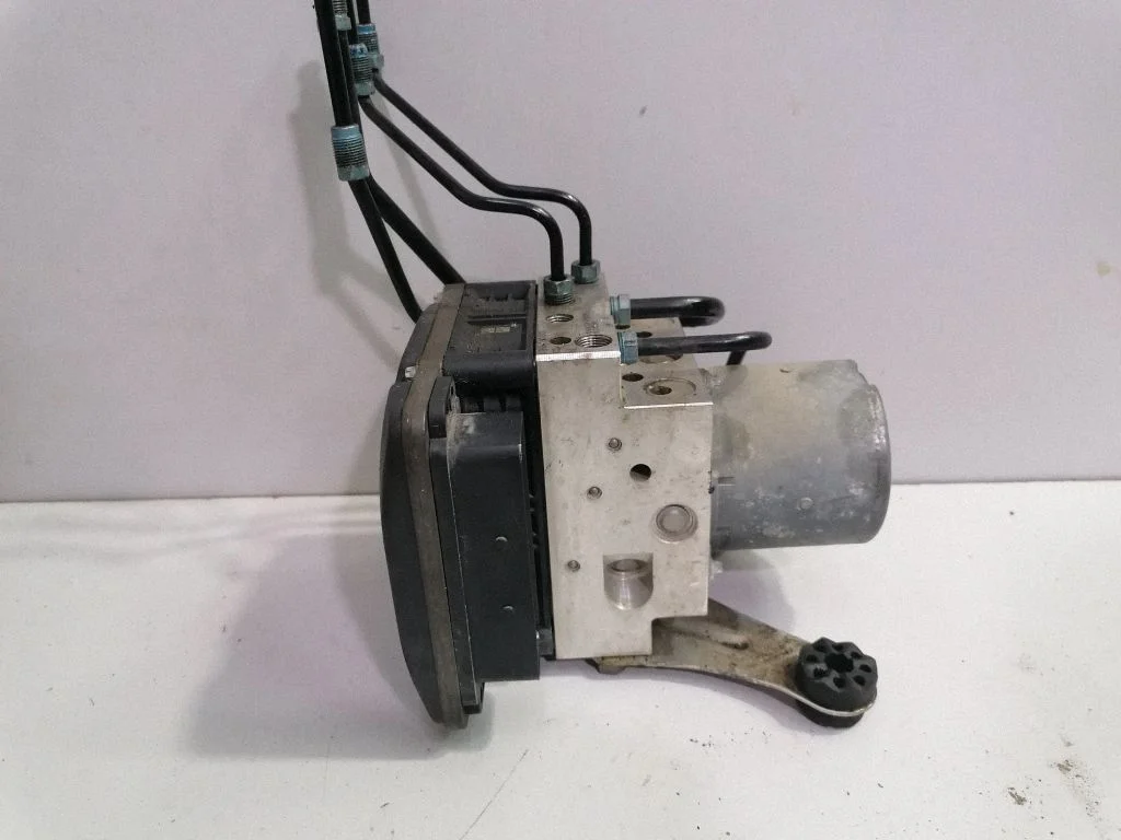 Pompa ABS 6799523