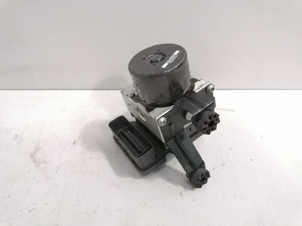 ABS-plokk – BMW 3-seeria F30 F35 F31 (2012-2018)