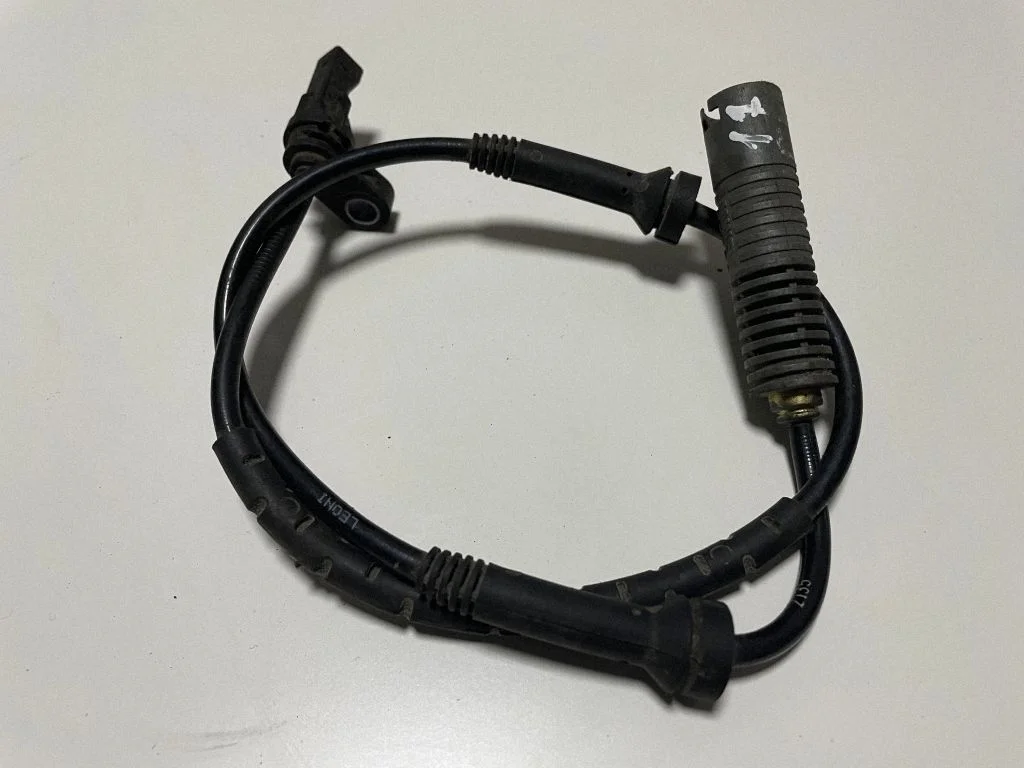 Esimene piduri ABS-andur – BMW 1-seeria E82 E88 (2007-2014)