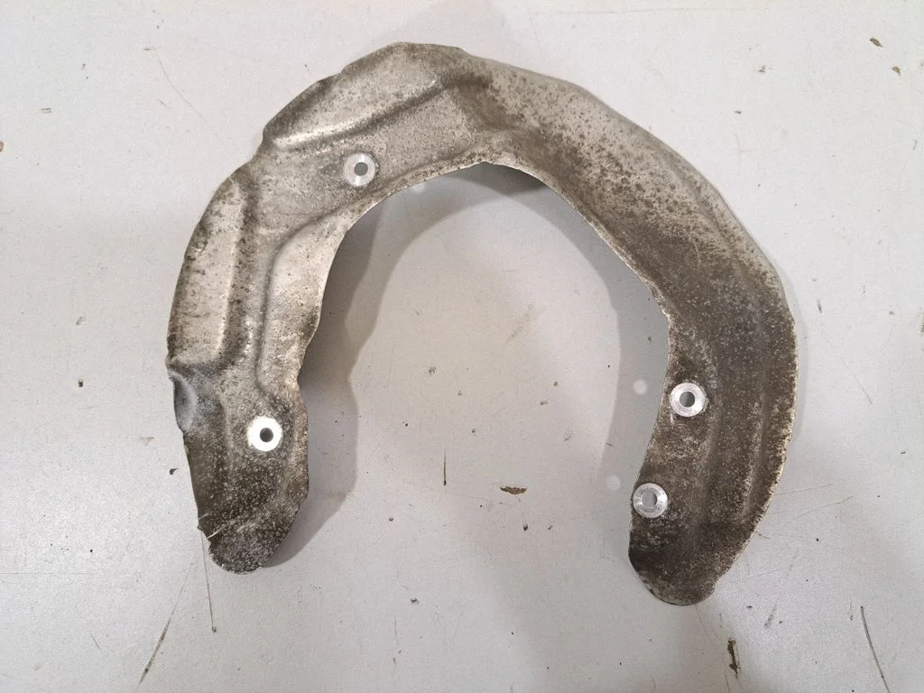 Front brake disc dust cover plate – BMW 1 Series F20 F21 (2011-2019)