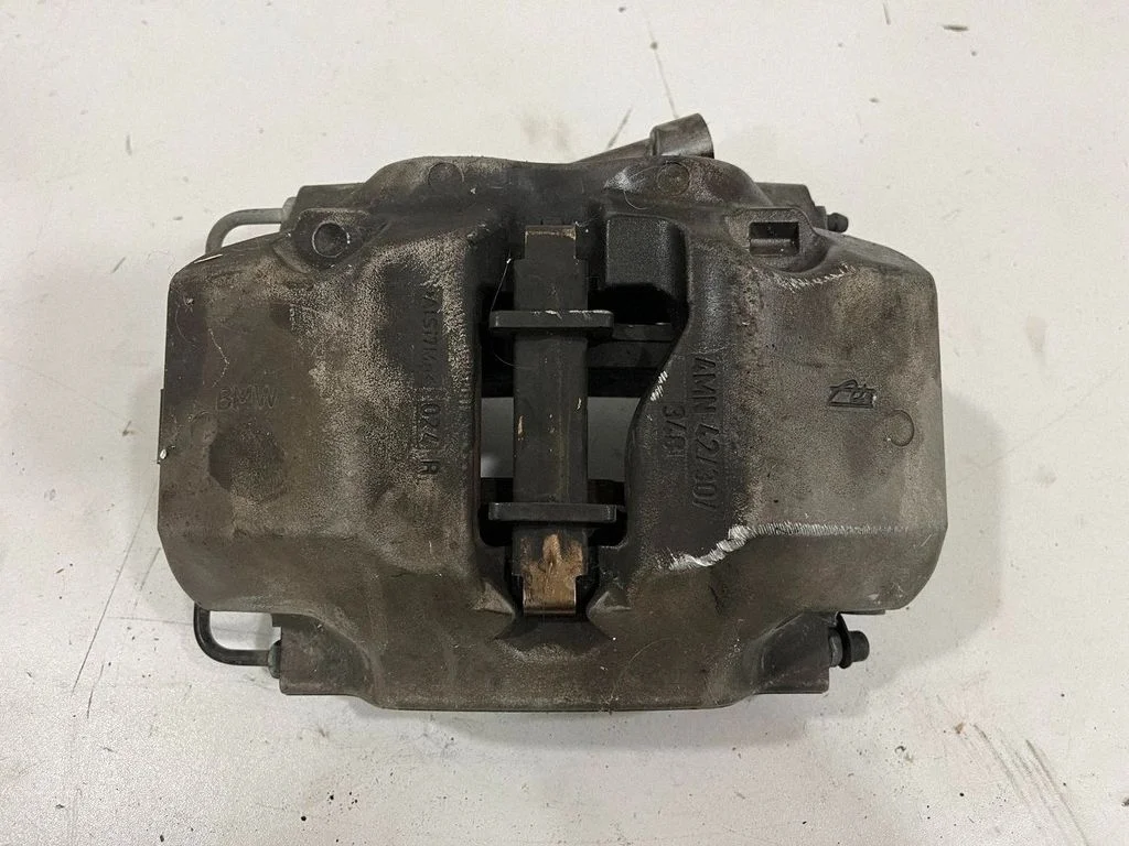 Front brake caliper – BMW 5 Series G30 G31 G38 (2016-)