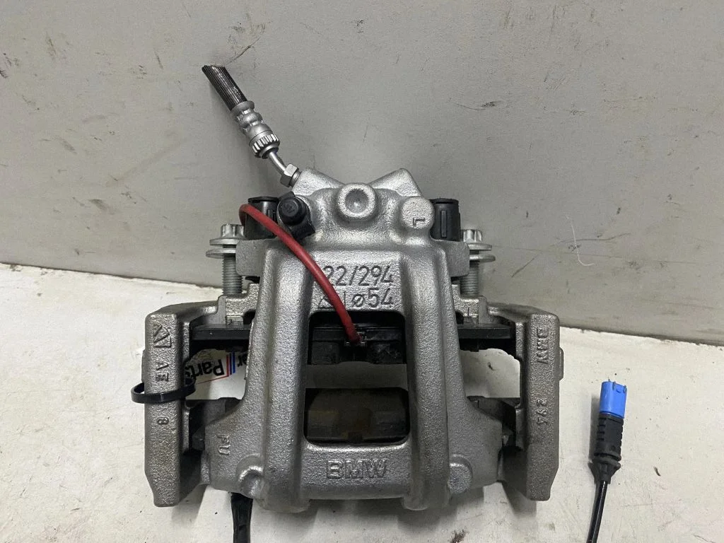 Front brake caliper 6860266