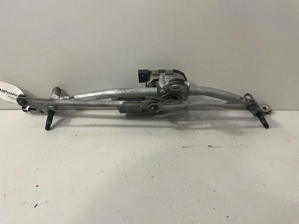 Front wiper linkage and motor – BMW X4 F26 (2014-2017)
