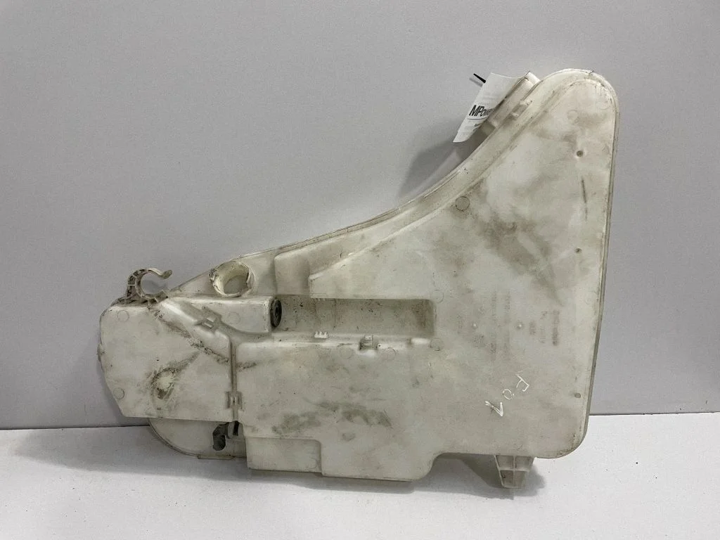 Windshield washer fluid reservoir/tank – BMW 7 Series F01 F02 F03 F04 (2008-2016)
