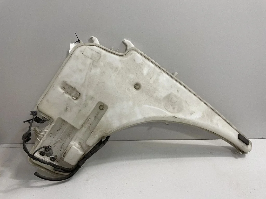 Klaasipesuvedeliku paak – BMW 3-seeria E90 E91 (2005-2012)
