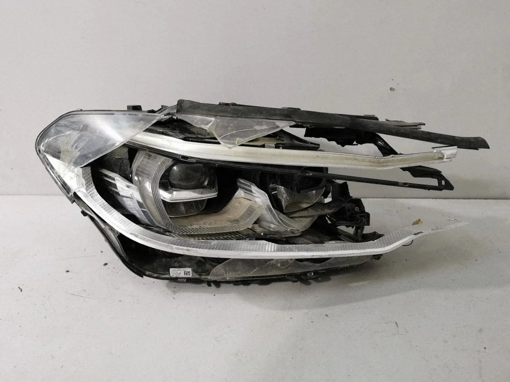 Priekšējais lukturis – BMW 5. sērija G30 G31 G38 (2016-)