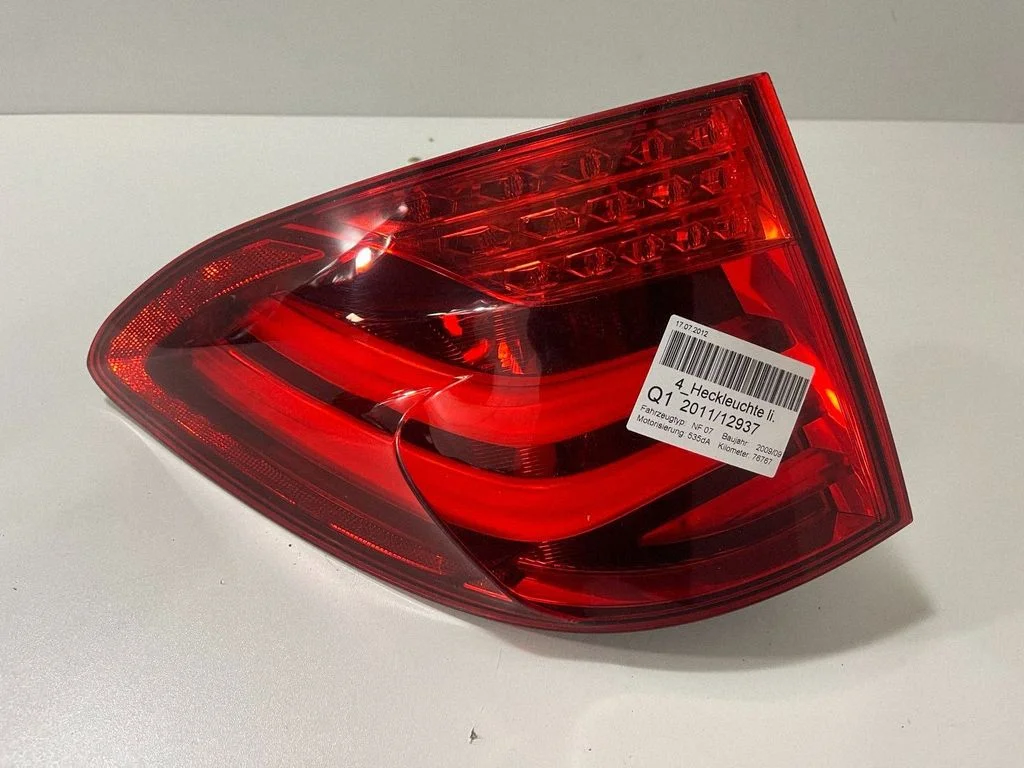 Rear/tail lights