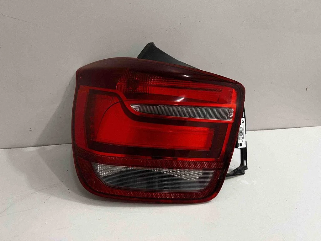 Rear/tail lights 7241543
