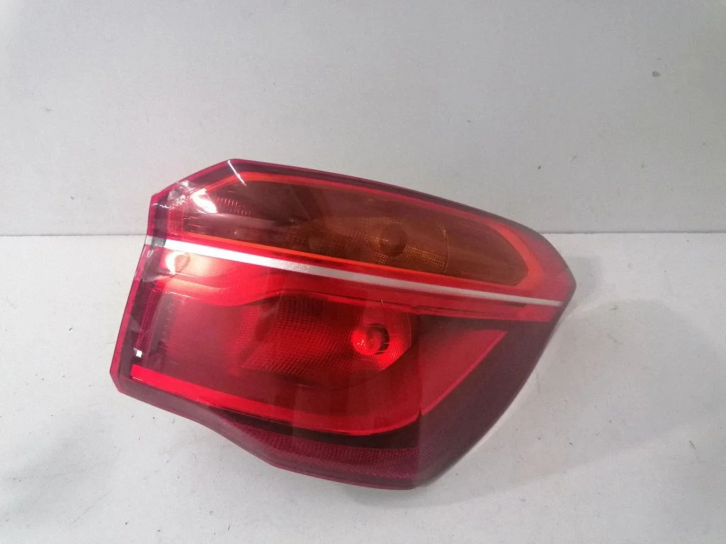 Aizmugurējais lukturis virsbūvē 7488542 – BMW X1 E84 (2009-2015)