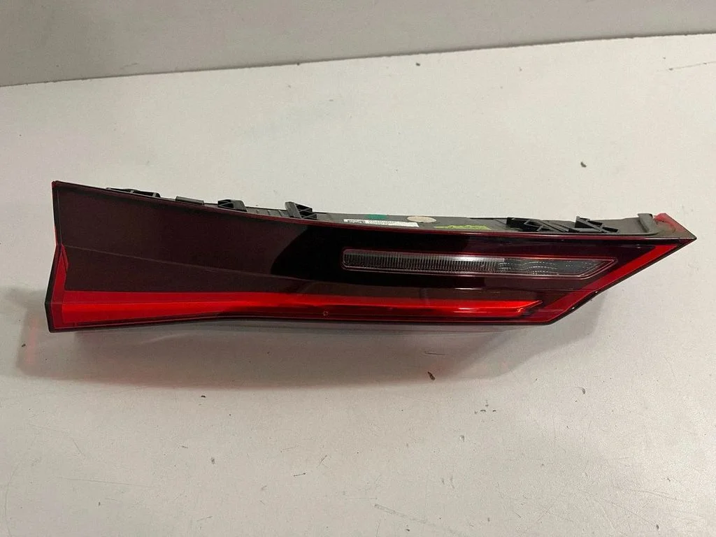 Aizmugurējais lukturis bagāžnieka vākā 9465597 – BMW X1 U11 (2022-)