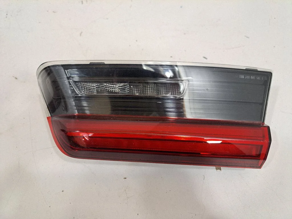 Tailgate rear/tail lights – BMW 3 Series G20 G21 (2019-)