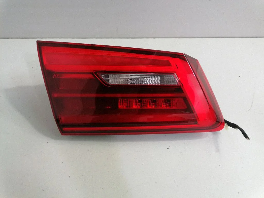 Tailgate rear/tail lights – BMW 5 Series G30 G31 G38 (2016-)