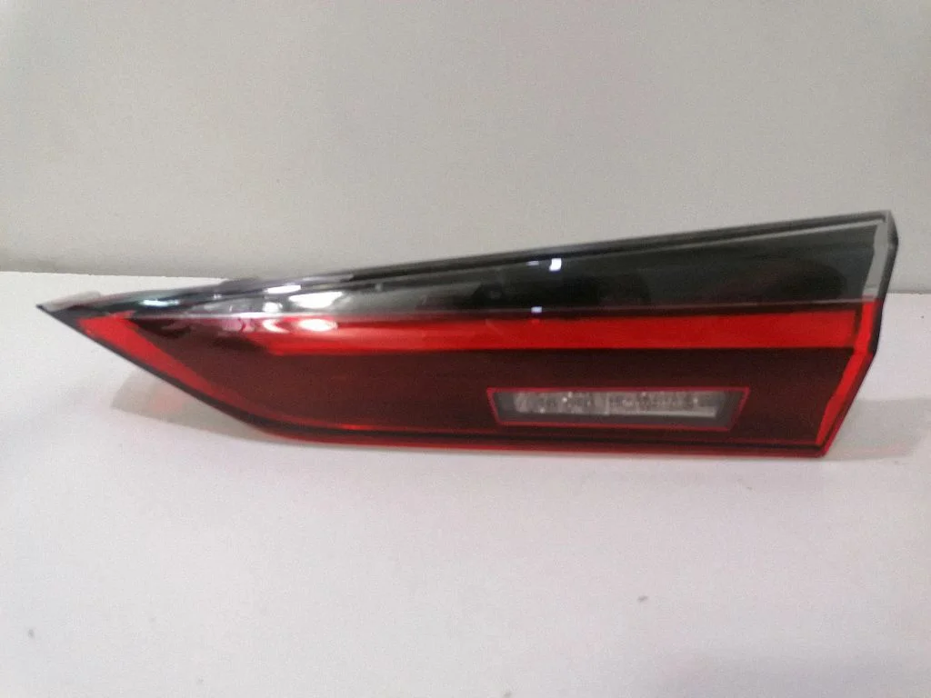 Tailgate rear/tail lights – BMW Series 4 M4 G82 G83 (2020-)