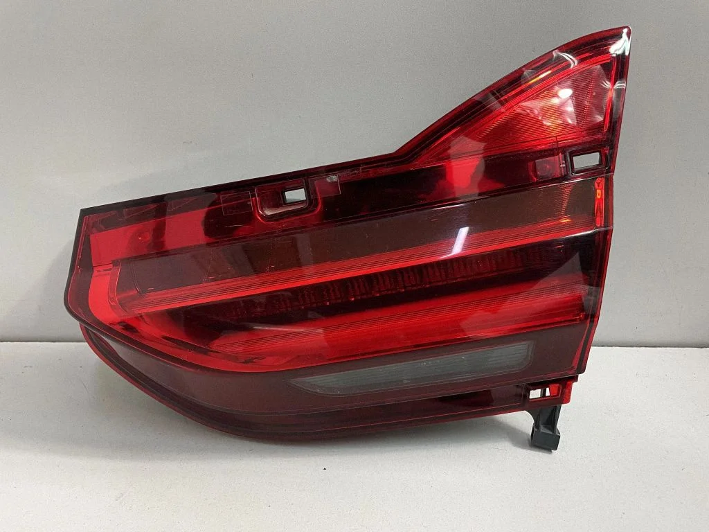 Tailgate rear/tail lights – BMW 7 Series G11 G12 (2015-2022)