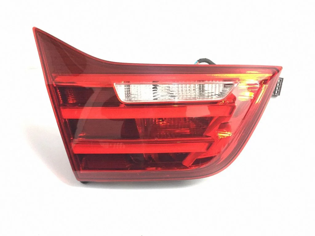 Lampa tylna w klapie – BMW Seria 4 F32 F33 (2013-2020)