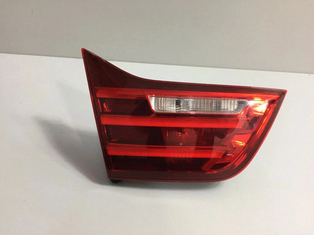 Aizmugurējais lukturis bagāžnieka vākā – BMW 4. sērija F32 F33 (2013-2020)