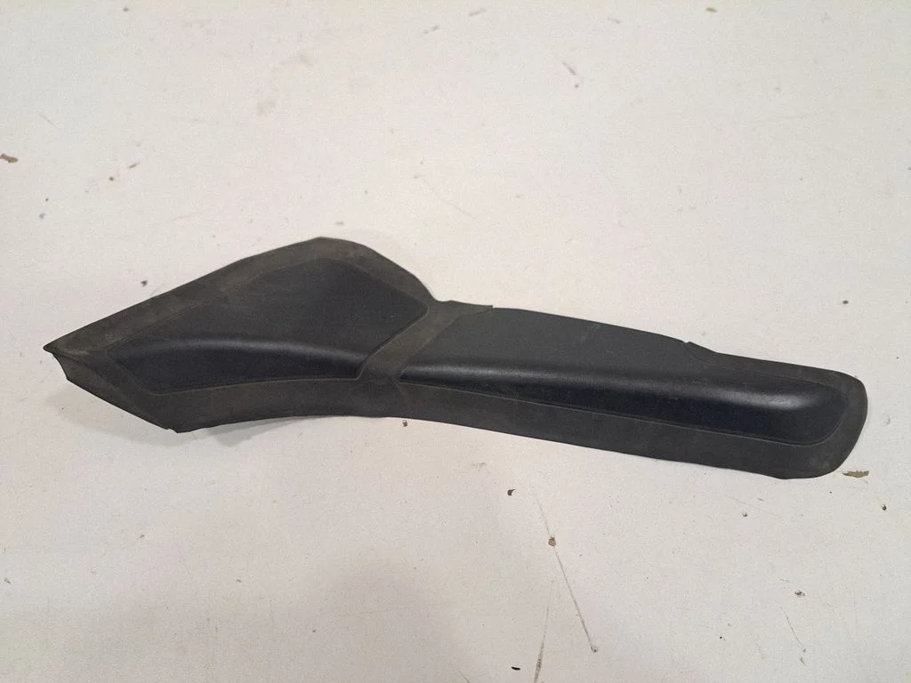 Rear/tail light trim molding – BMW 5 Series G30 G31 G38 (2016-)