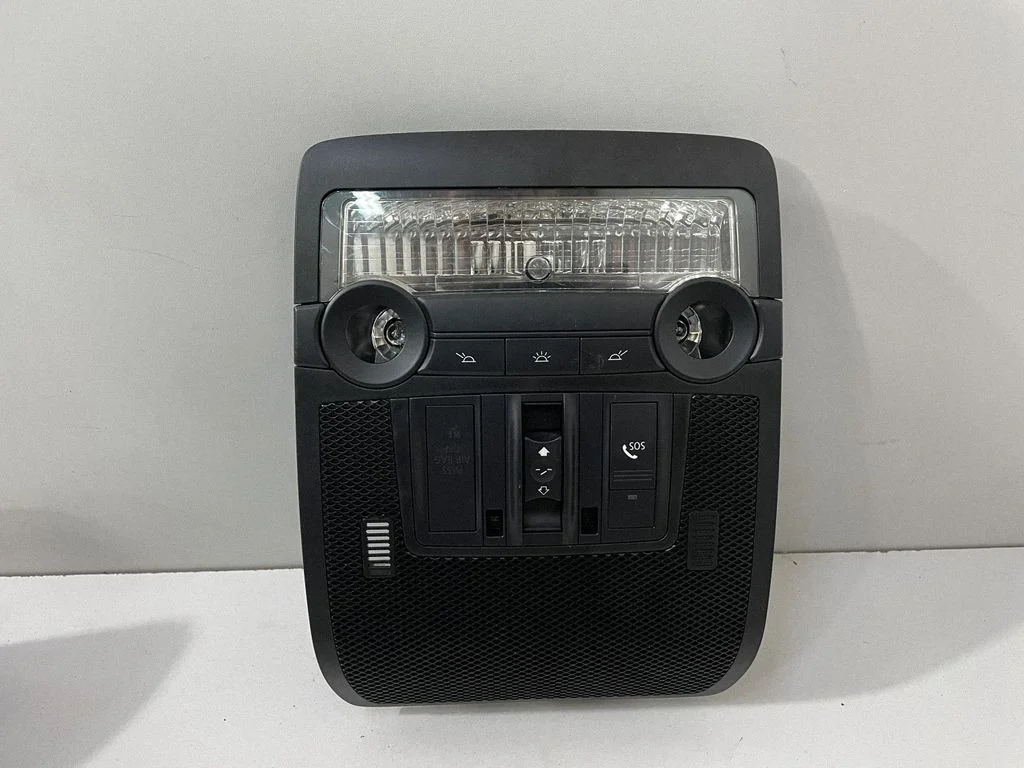 Esiistmete valgustustuli 1234567 – BMW X6 E71 (2008-2014)