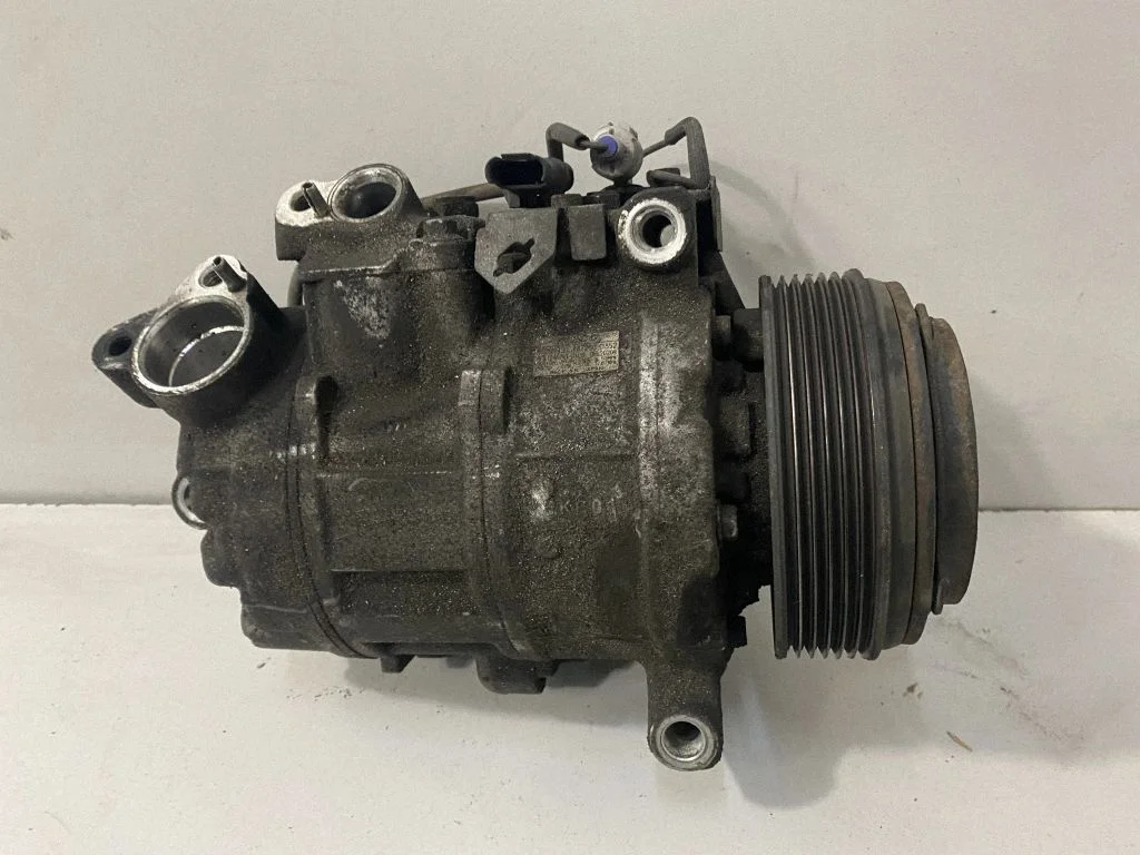 Air conditioning (A/C) compressor (pump) 6987862