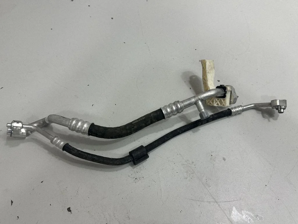 Air conditioning (A/C) pipe/hose – BMW i4 (2021-)