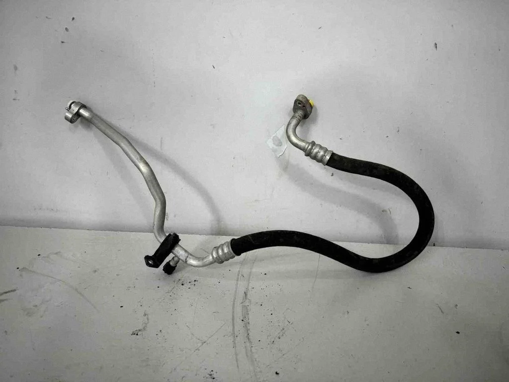 Air conditioning (A/C) pipe/hose – BMW 1 Series F20 F21 (2011-2019)