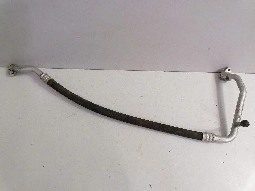 Air conditioning (A/C) pipe/hose – BMW 7 Series F01 F02 F03 F04 (2008-2016)