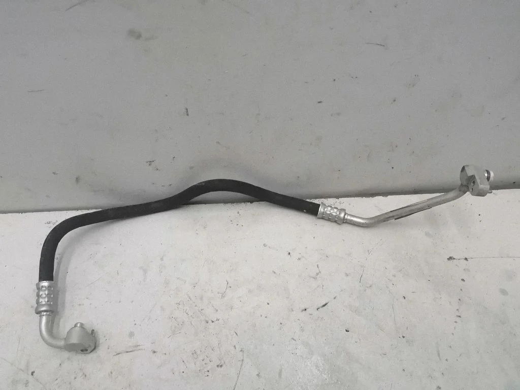 Air conditioning (A/C) pipe/hose – BMW 4 Series F32 F33 (2013-2020)