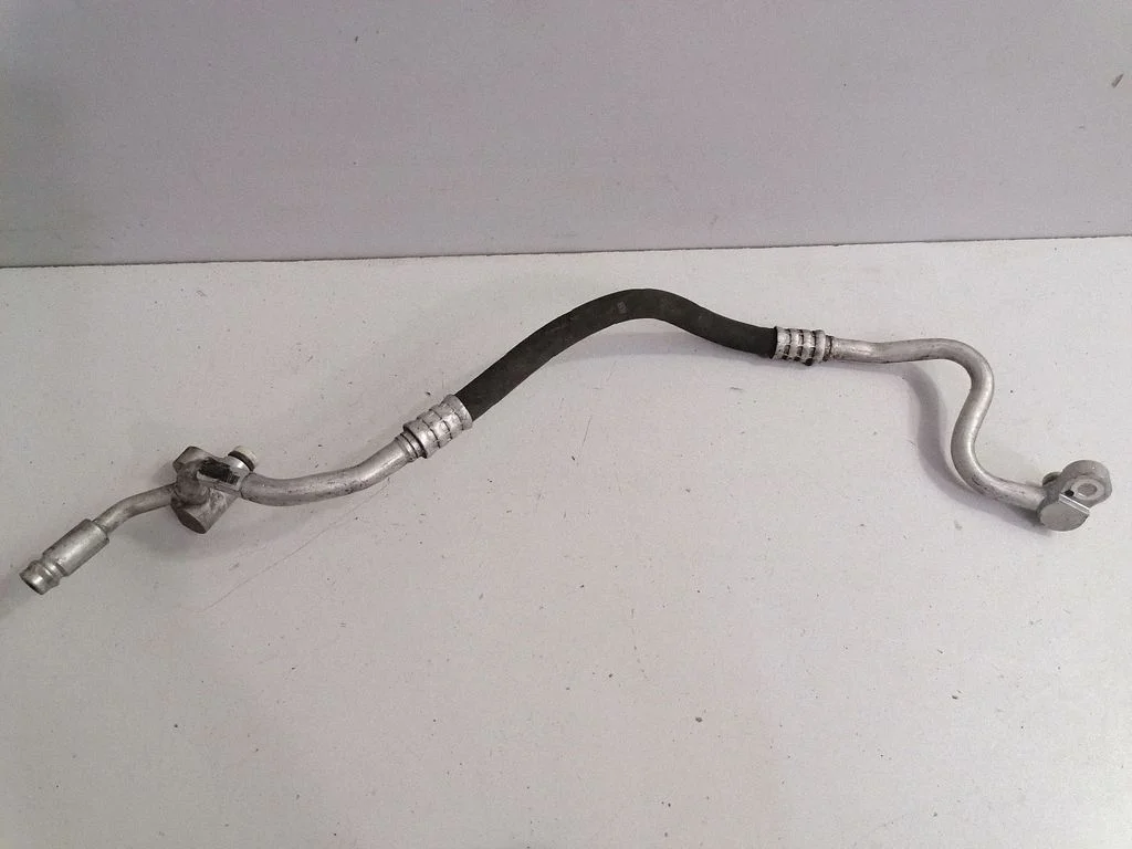 Kliimaseadme toru / voolik – BMW 6-seeria F12 F13 (2010-2018)