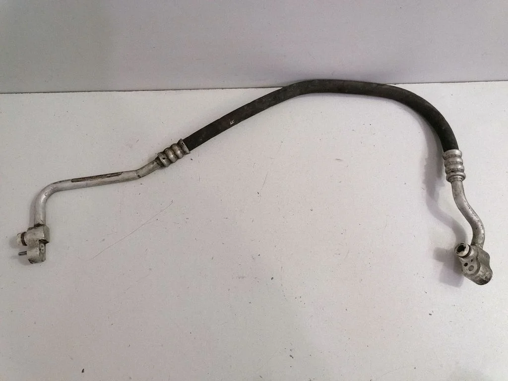 Air conditioning (A/C) pipe/hose