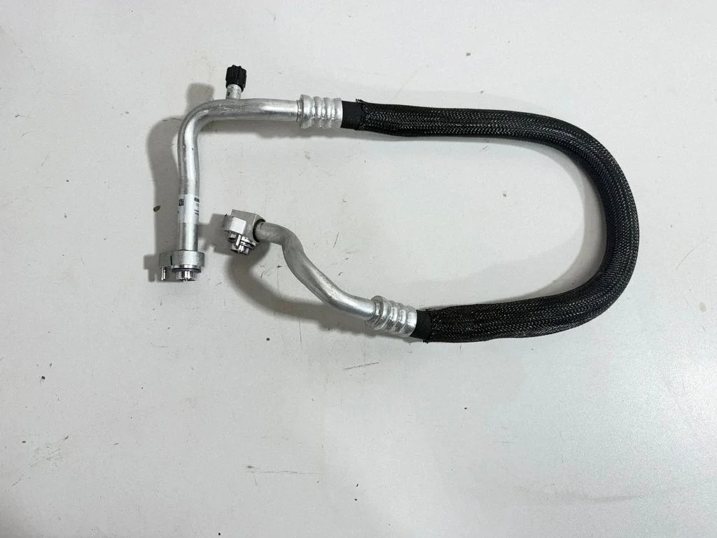 Motora dzesēšanas caurule (-es)/šļūtene (-es) 9395458