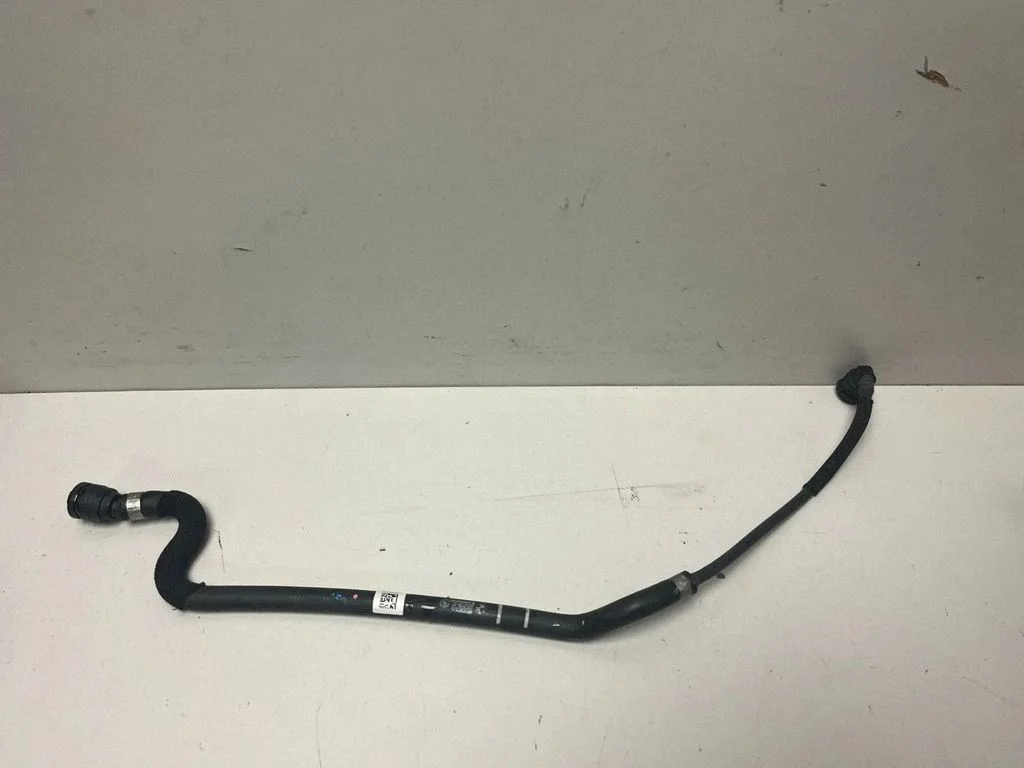 Engine coolant pipe/hose 5B38653