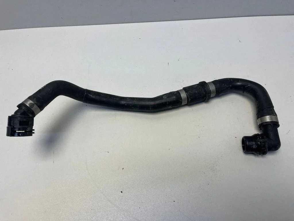 Engine coolant pipe/hose 5A1C391