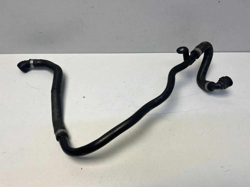 Engine coolant pipe/hose 9475680