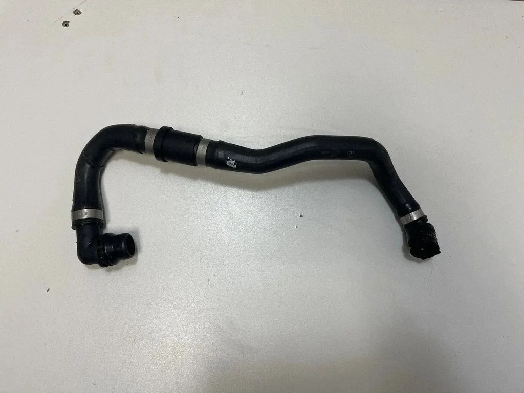 Engine coolant pipe/hose 5A1C391