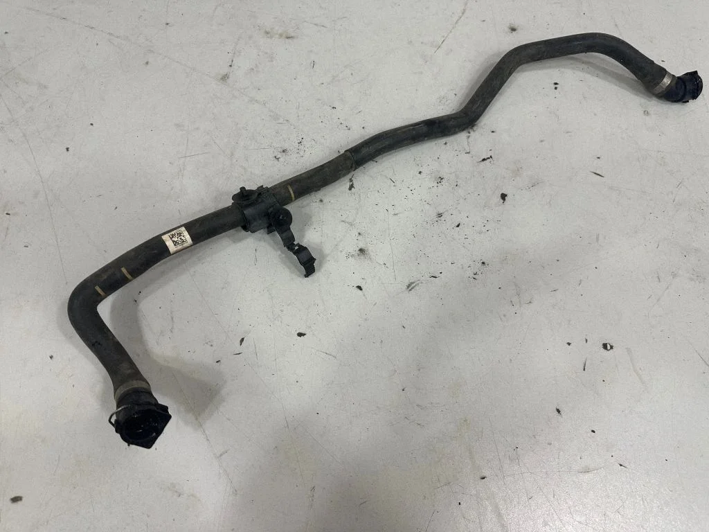 Motora dzesēšanas caurule (-es)/šļūtene (-es) – BMW 4. sērija F32 F33 (2013-2020)
