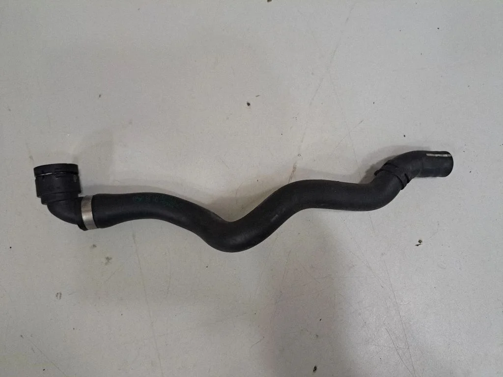 Engine coolant pipe/hose – BMW 2 Series F22 F23 (2017-)