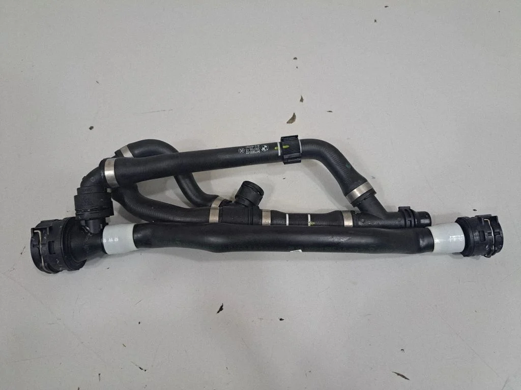 Engine coolant pipe/hose 9475683