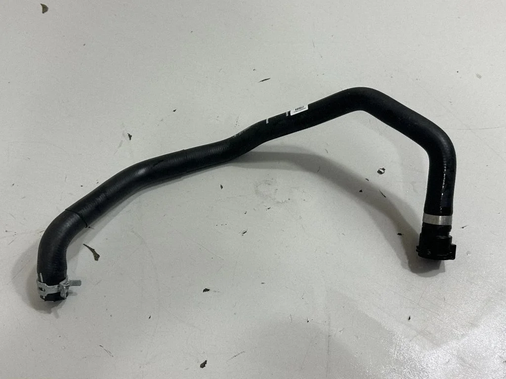 Engine coolant pipe/hose 9475682