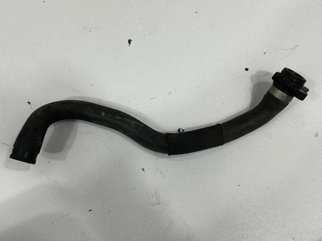 Engine coolant pipe/hose 7598234