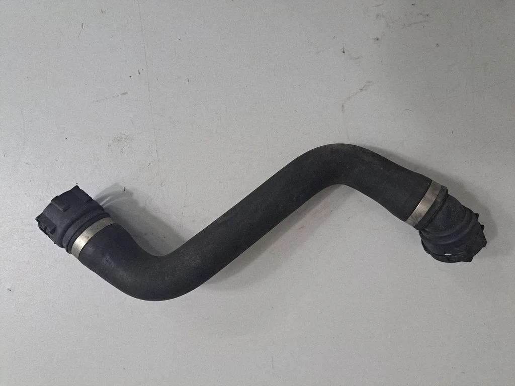 Motora dzesēšanas caurule (-es)/šļūtene (-es) 7789742